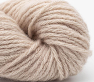 Smooth Sartuul Sheep Wool 4-ply aran handgesponnen - every day is a new day (beige)