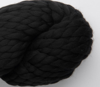 Yana XL Highland Wool 200g - Black