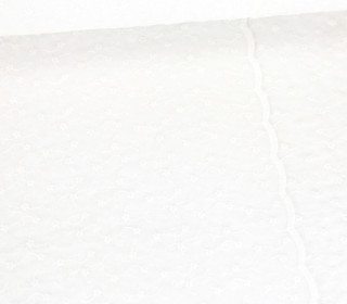 Baumwolle Webware - Brodery - Blumenstickerei - Bogenkante - Weiß